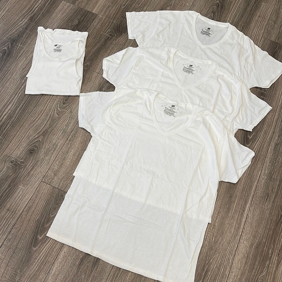 Hanes Other - Hanes T-Shirt/Tank Bundle (4)